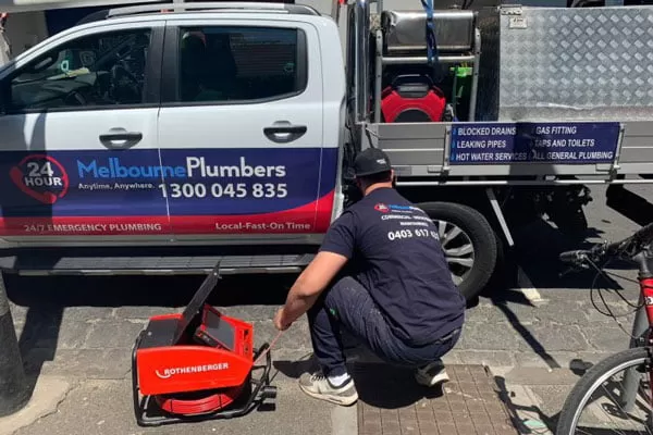 Local Chadstone Plumber with service van and equipment
